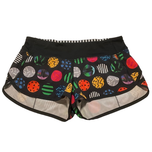 lululemon athletica Pants - Lululemon Seawheeze 2015 Circle Pills Speed Shorts Womens Sz 4